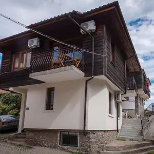  Case de vacanță димови